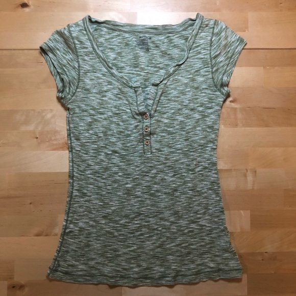 3for$10🌸 Old Navy Women’s T-Shirt - Picture 1 of 4